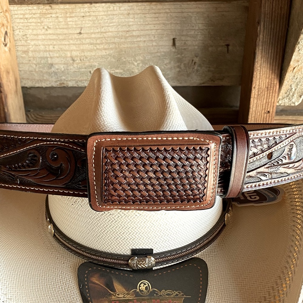 Mens leather belt